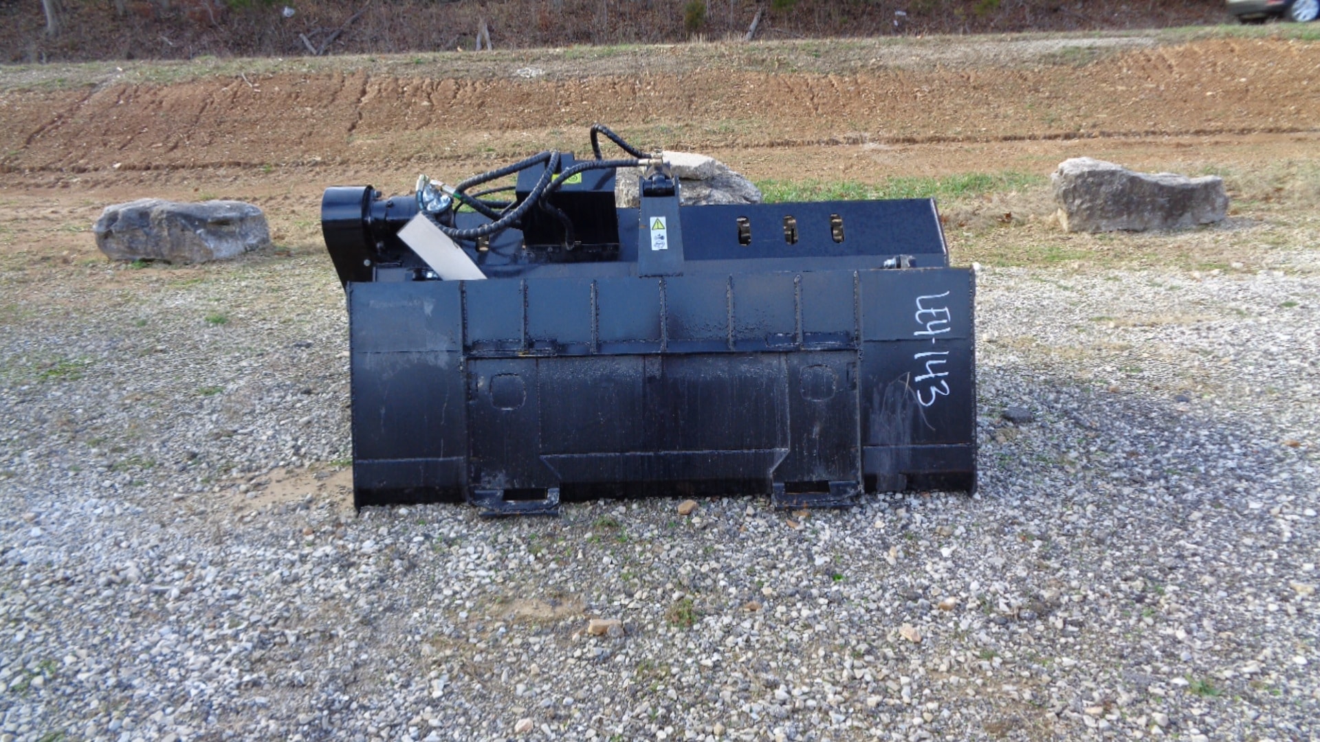 Hay spike attachment front view